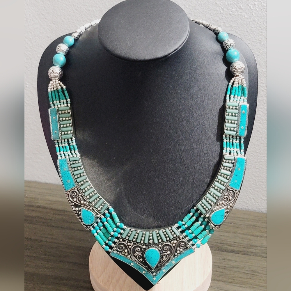 Handcrafted Ethnic Collar Necklace with Turquoise Stone